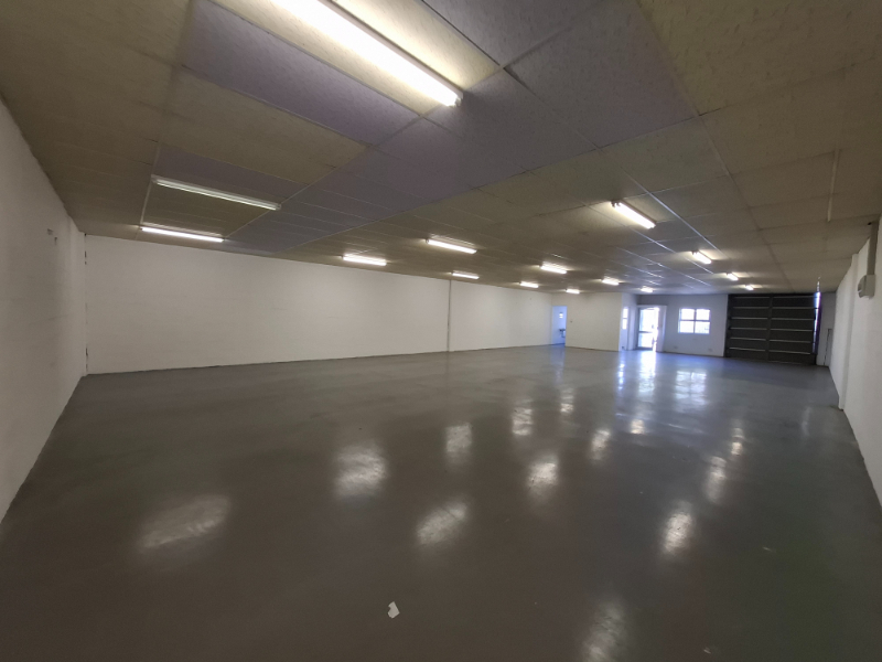 To Let commercial Property for Rent in Marconi Beam Industria Western Cape